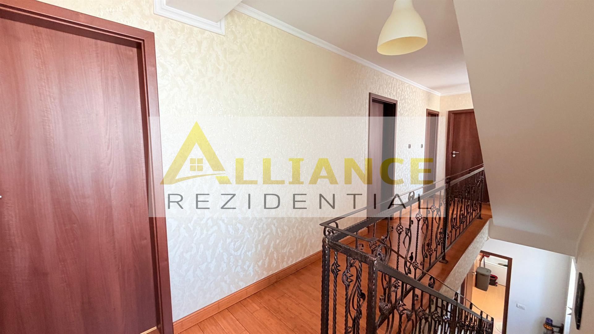 Casa Individuala - 5 camere - 3 bai - 520mp teren - Poză 20