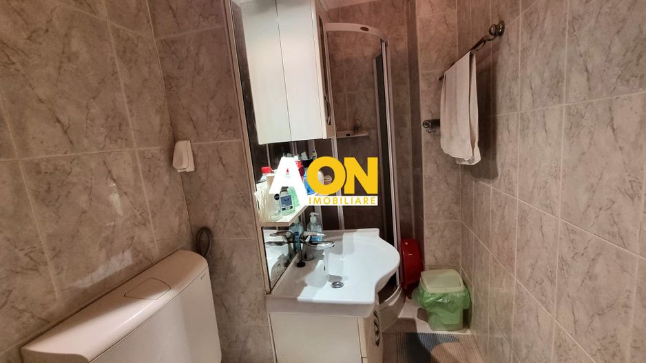Apartament 4 Camere, Complet Mobilat si Utilat,  Zona Cetate - Poză 9