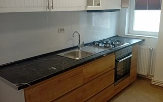 2 CAM DECOMANDAT BUCIUM LIDL LOC PARCARE PRIMA INCHIRIERE - Poză 2