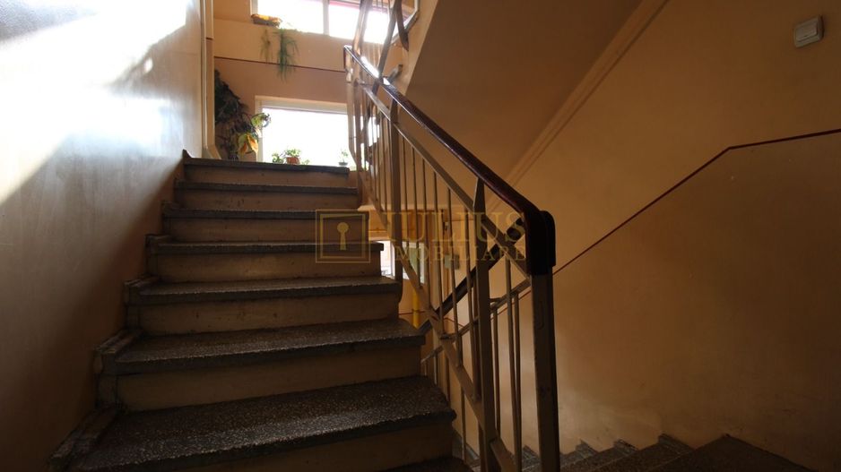 Complex Studentesc str.Daliei, et 3, bloc anvelopat; necesita renovare completa. - Poză 5