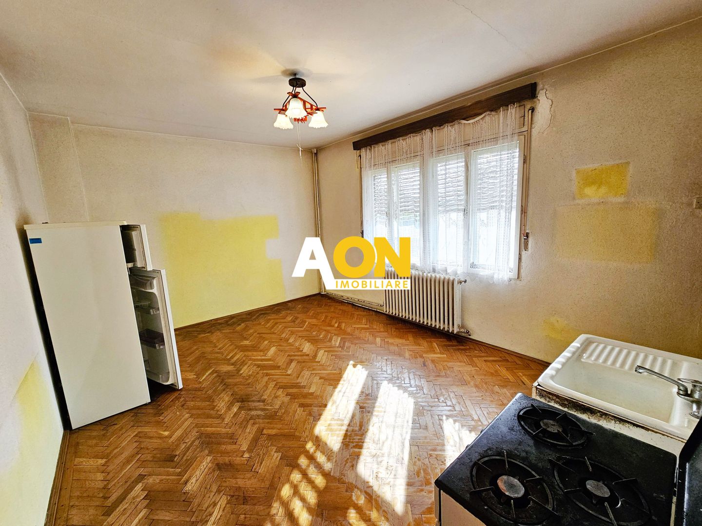 Casa tip duplex, 4 camere, garaj. Cetate, zona HCC - Poză 4