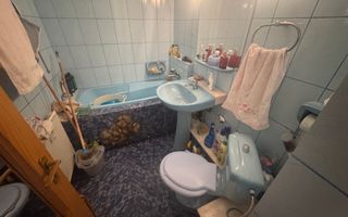 APARTAMENT 3 CAMERE ETAJ 4 GRUI CAMPULUNG - Poză 15