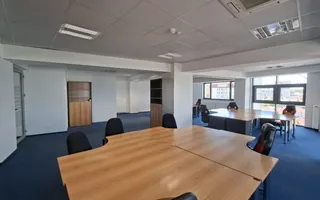Spațiu Birouri Ultracentral Pitești 265 mp clasa A - Poză 15
