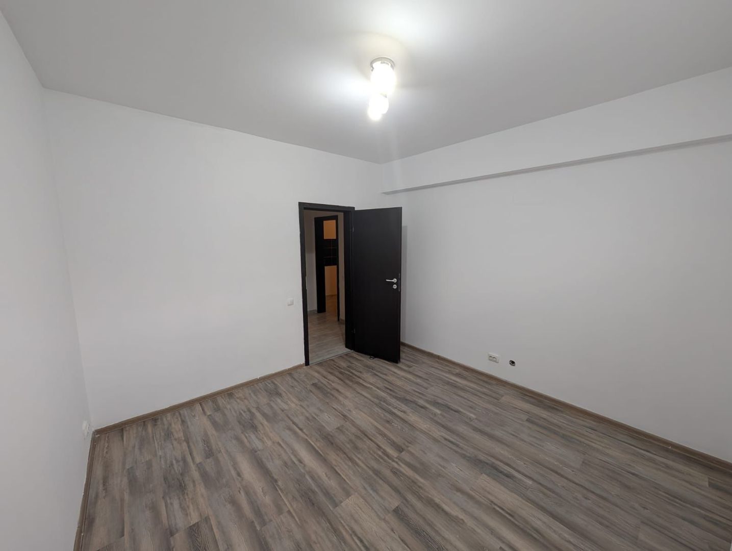 Vânzare Apartament 3 Camere Confort Urban Sălaj, Sector 5 București - Poză 7