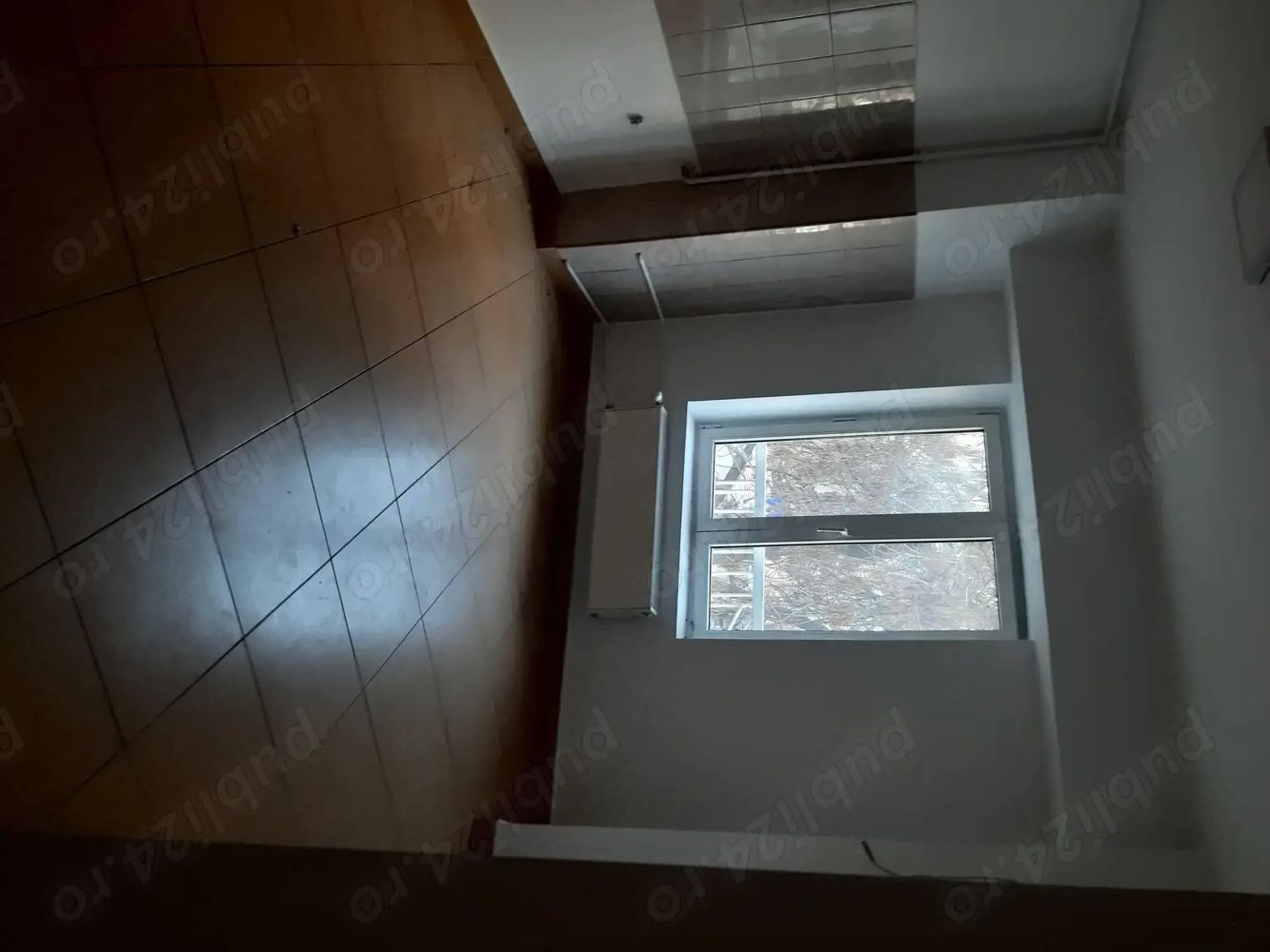 Închiriez apartament 2 camere nemobilat, Piața Muncii, pretabil birou - Poză 3