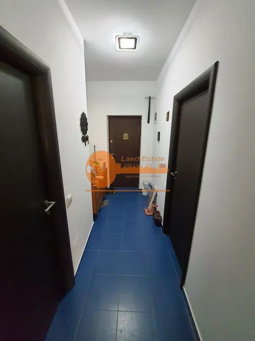 Garsonira la 10 minu de Metrou Gorjului ( Bloc din 2011) - Poză 3