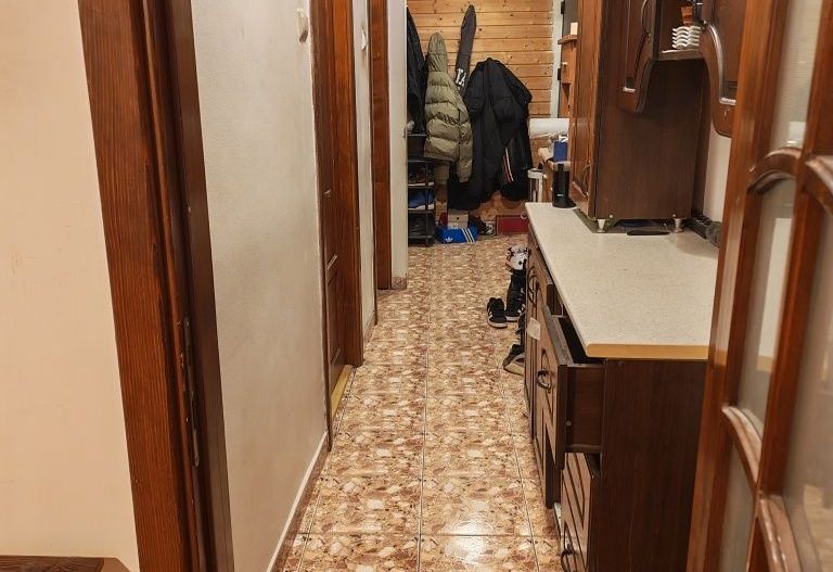 Apartament 4 camere- Rovine - Poză 6