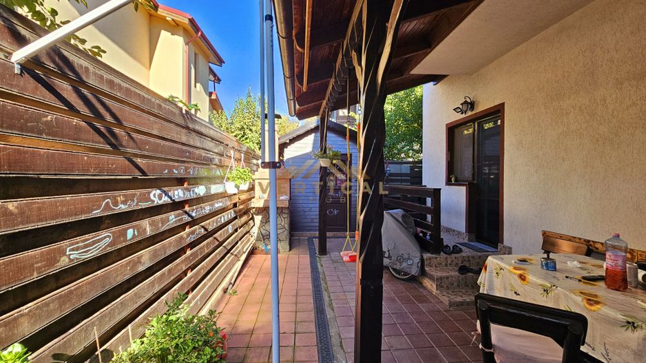 Casă / Vilă cu 4 camere de vânzare în Berceni - Poză 12