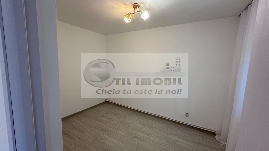Apartament 3 camere Podu Roș -Renovat integral, 117.000 € - Poză 5