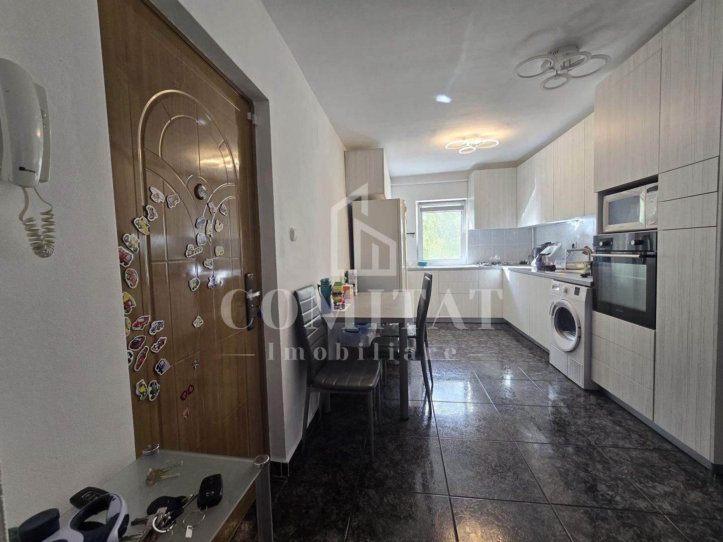 Apartament cu 4 camere | Etaj intermediar | Zona Parcul Rozelor - Poză 11