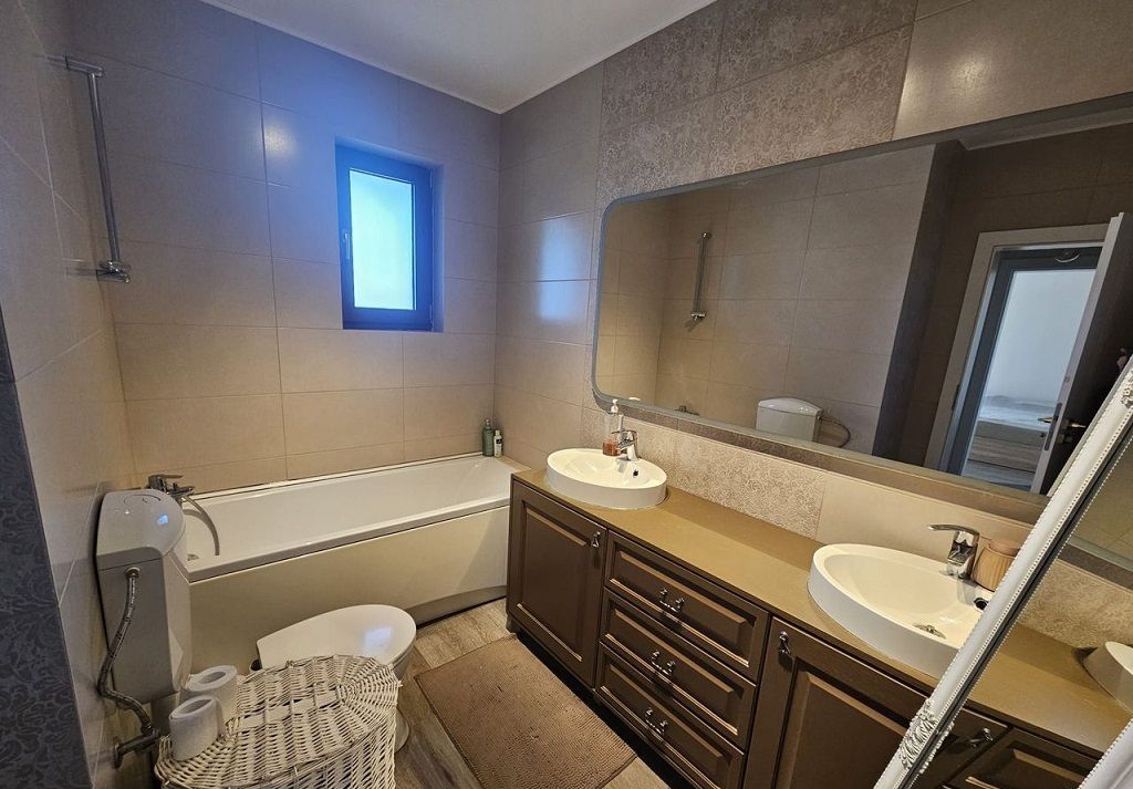 Casa 4 camere | Parcul Mogosoaia | Drum privat cu bariera | P+1+Pod | Semineu - Poză 13