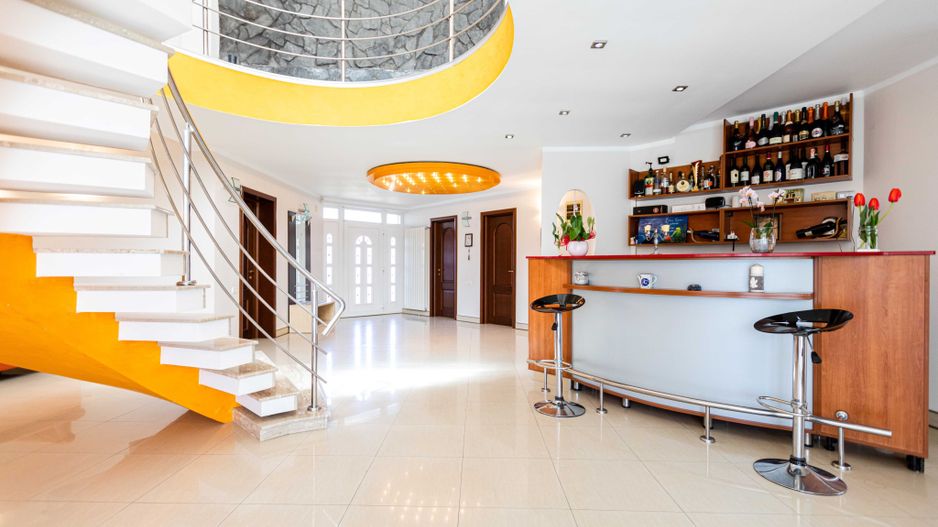 Dumbrăvița, la intrare – casă exclusivistă ideală locuință sau birou - Poză 4