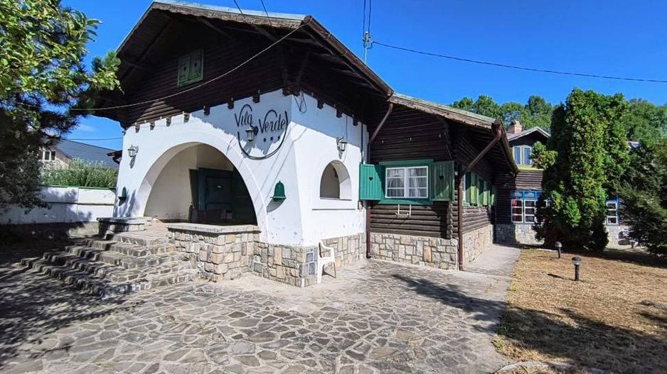 Pensiune Breaza 16 camere cu restaurant Oportunitate! - Poză 1