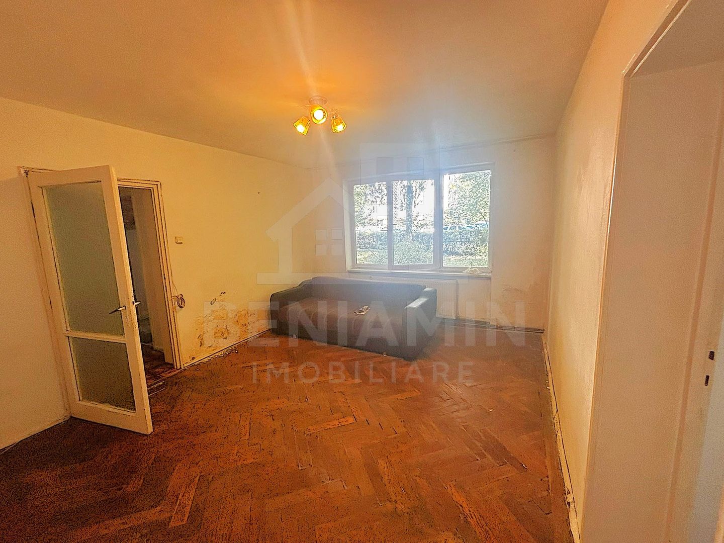 3Camere-Parter-58mp-Centrala Termica-Vedere Bilaterala-Zona Tractorul - Poză 2