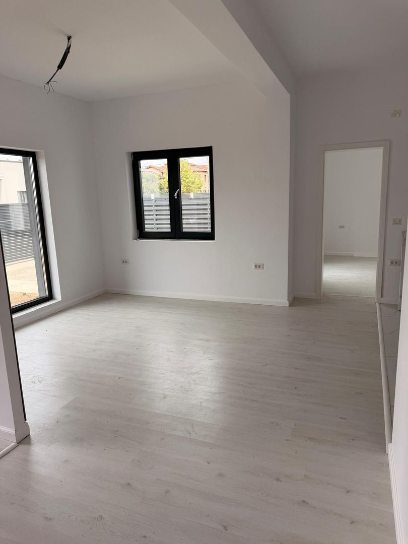 CASA INDIVIDUALA- AFUMATI, TEREN 260 MP, MUTARE IMEDIATA,COMISION 0% - Poză 8