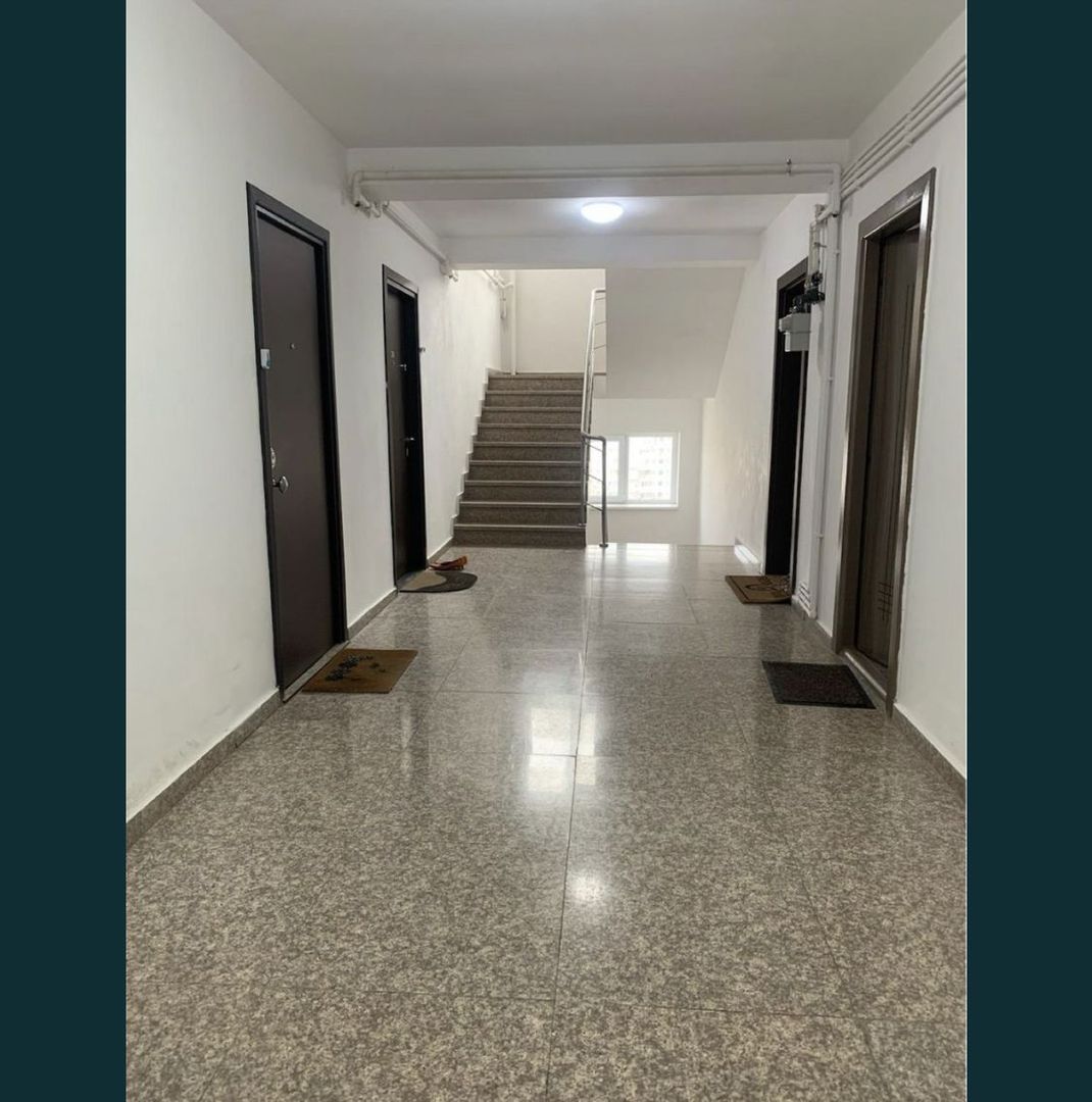 Tomis 3 apartament 3 camere - Poză 1