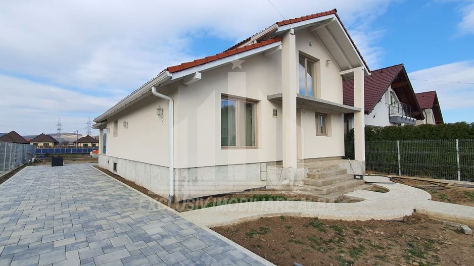 Casa individuala ultrafinisata, Arex - Poză 1