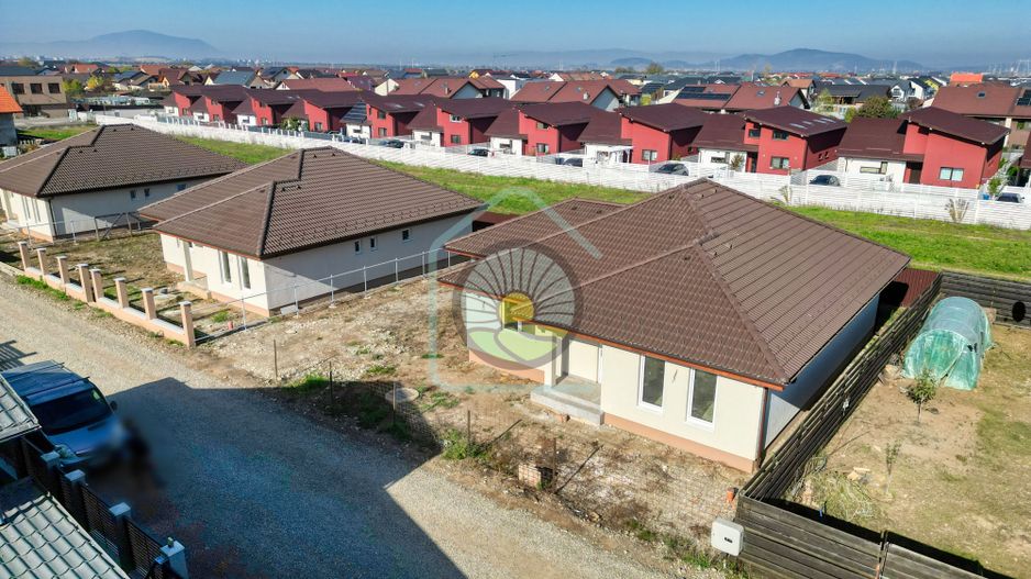 Rezervat! Casa  Tarlungeni Izvor Brasov - Poză 2