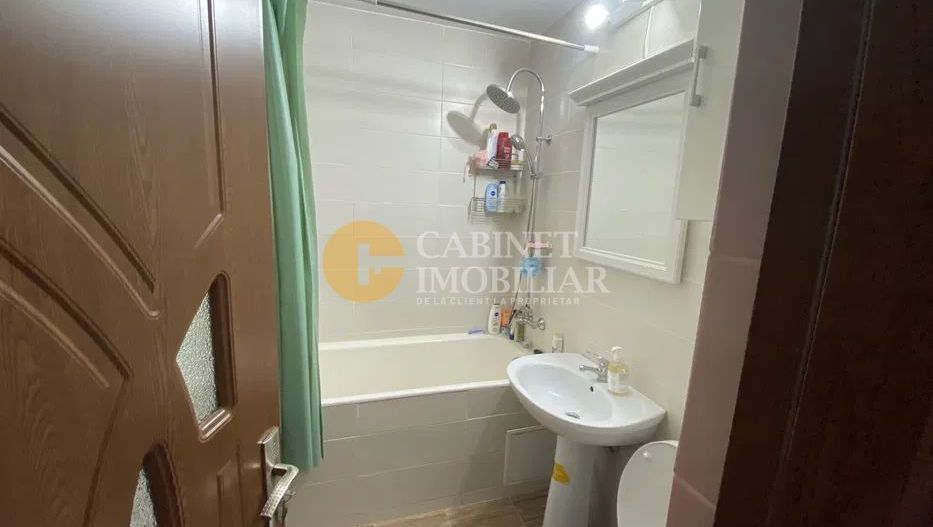 Podu Ros/Sens Giratoriu - 3 Camere Decomandat - 70 MP - Poză 6