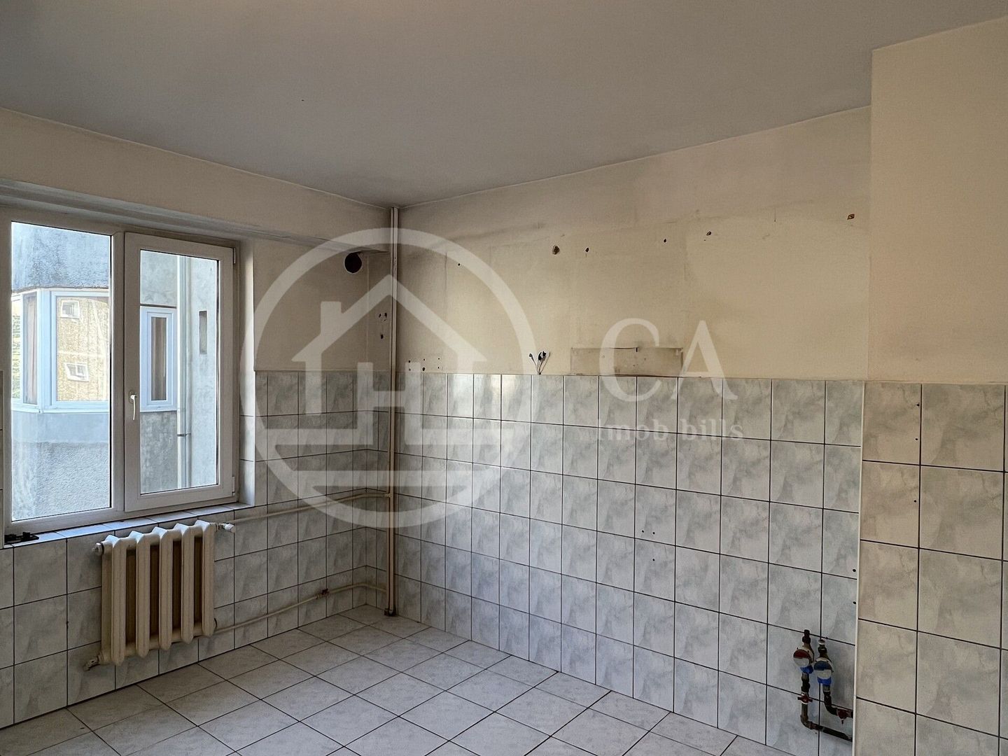 Apartament cu 4 camere de vanzare in Velenta Oradea - Poză 3