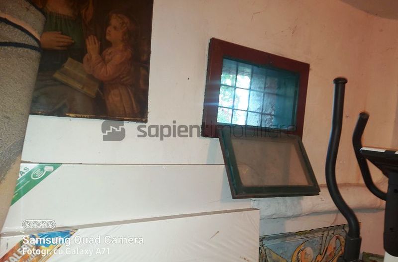 Casa cu 6 camere str.E Teodoroiu - Poză 17