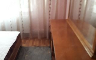 De închiriat apartament cu 2 camere, zona Doja, et. 1, 350 euro - Poză 2