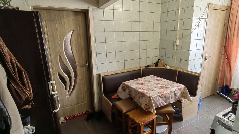 Apartament 3 camere Romulus Cioflec 49m² - Poză 3