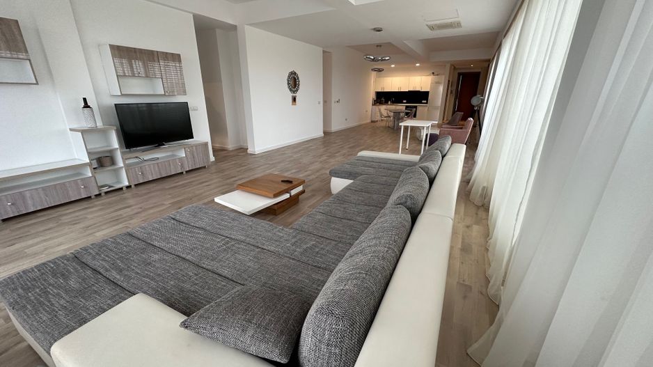 Luxury Penthouse - Poză 1