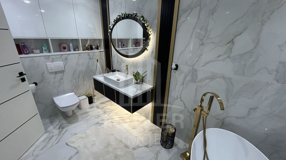 Casă de vânzare în Mediaș | Piscină | Panouri Fotovoltaice - Poză 14