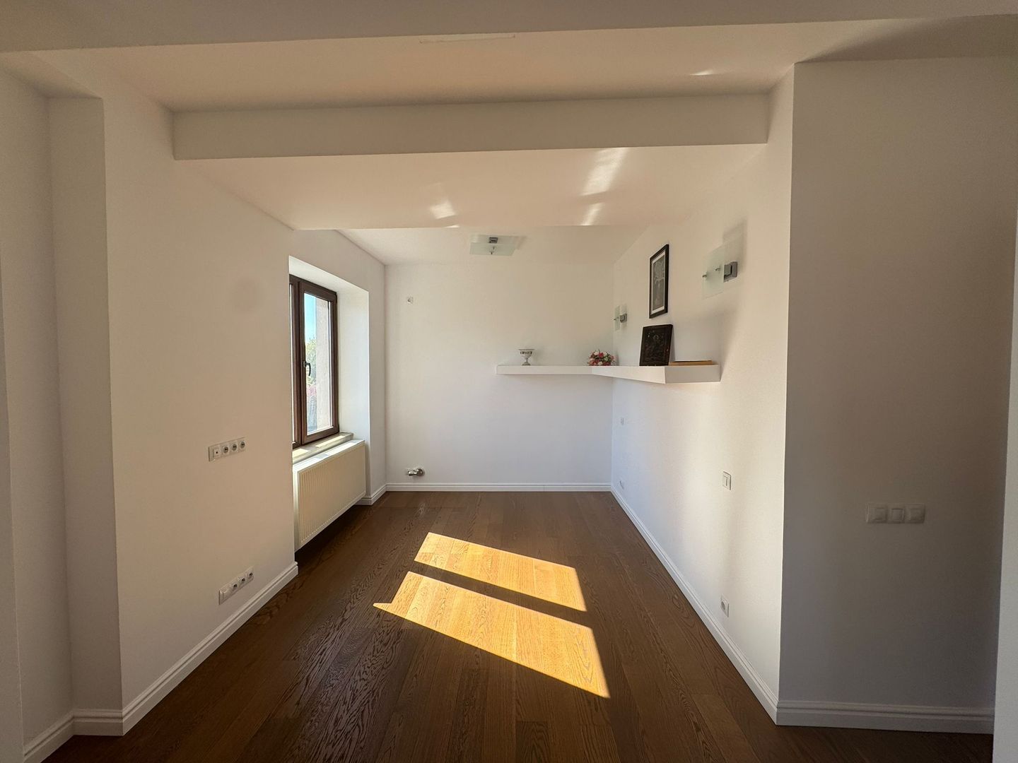 Comision 0% | 3 camere Domenii | Bloc Boutique - Poză 4