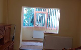 Apartament 1 camera  parter cu balcon si centrala - Poză 2