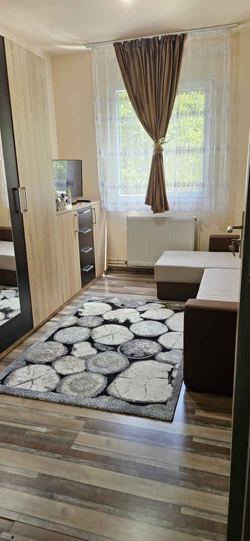 Apartament 3 camere, Zona Circumvalatiunii, Etaj 2, Mobilat si Utilat complet - Poză 4