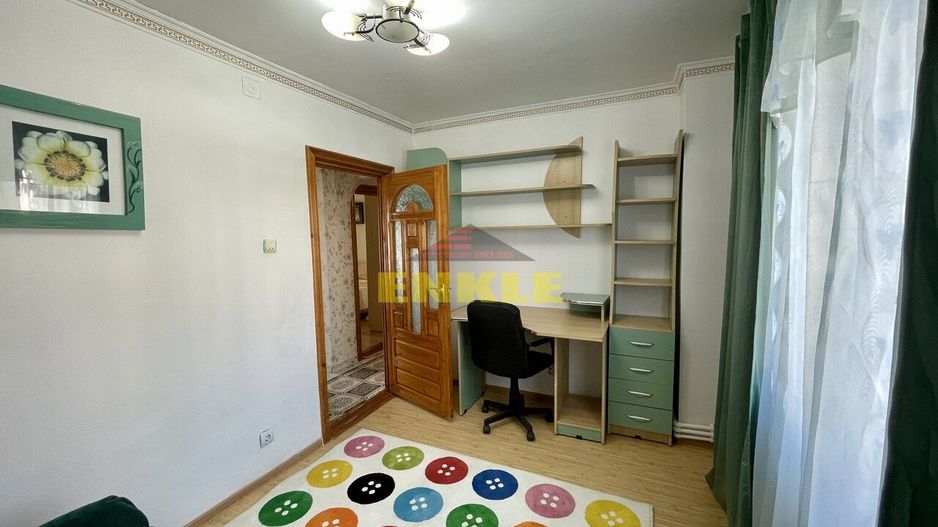 Apartament cu 4 camere de închiriat, etaj 3 - Poză 3