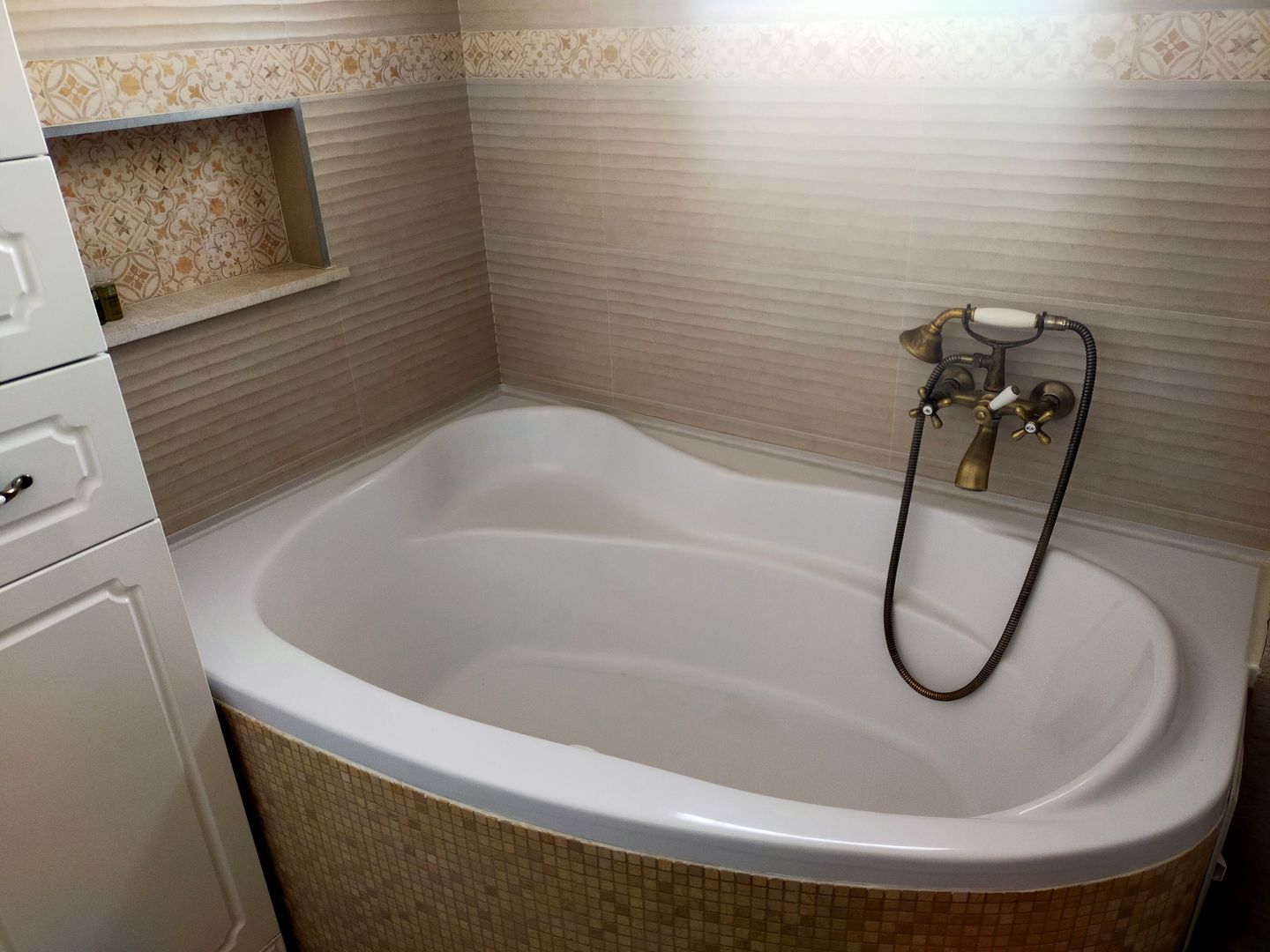 APARTAMENT CU 2 CAMERE IN DUMBRAVITA - Poză 10