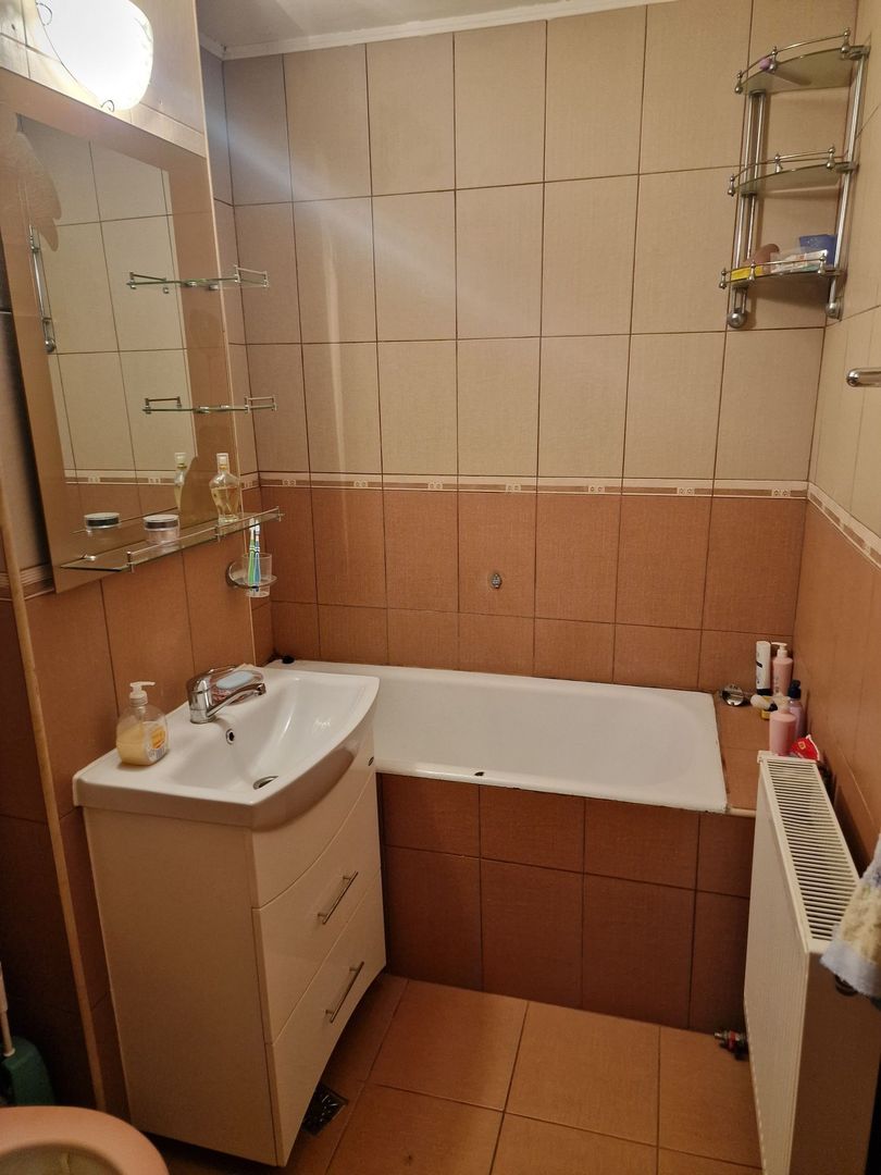 Vând apartament 3 camere - Poză 3