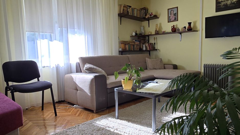 Casă spațioasă cu 6 camere în Triaj preț ajustat - COMISION 0%🌿🏡 - Poză 22