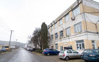 De vânzare - clădire de birouri, zona industrială, Tg. Mureș - Poză 3
