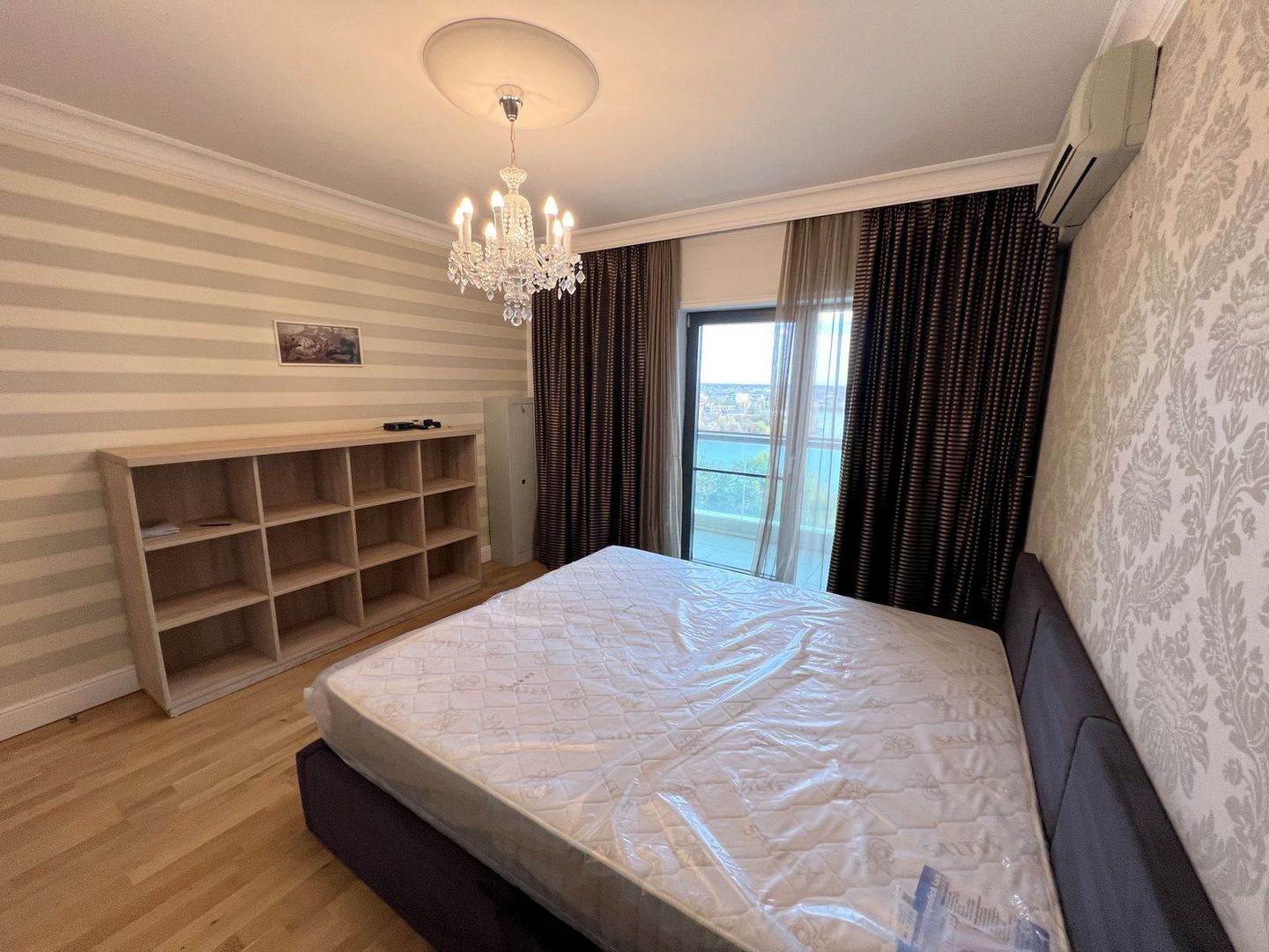 Vedere panoramica 2 camere | parcare Emerald Residence - Poză 7