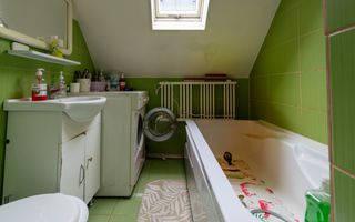 DE VANZARE CASA CU 4 CAMERE BUNA ZIUA - Poză 4