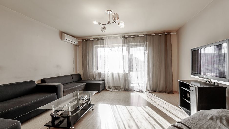 REZERVAT! Apartament 5 camere în Micălaca - Poză 2