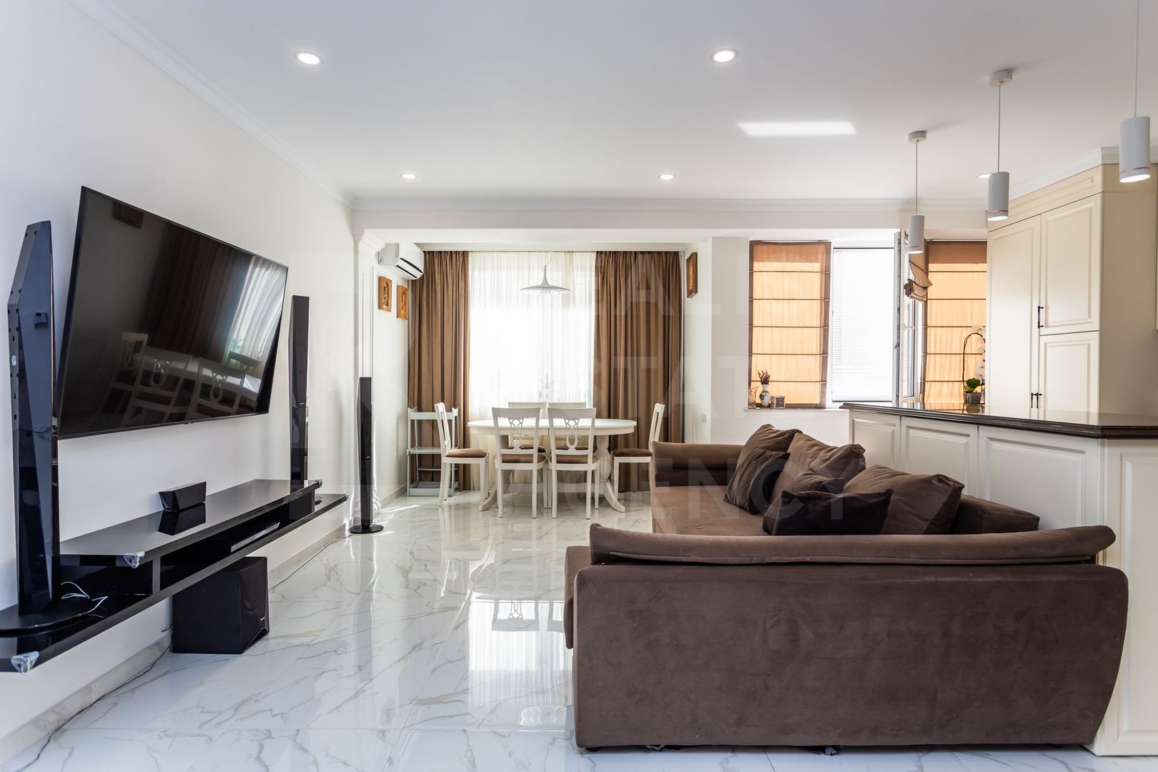 Vânzare, apartament, 3 camere, strada Sprîncenoaia, Centru - Poză 8