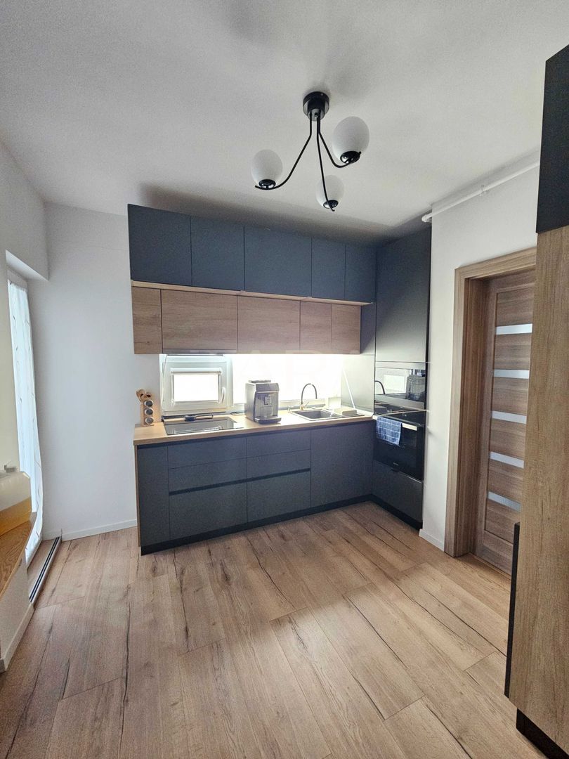 Apartament 3 camere, parcare, 2 balcoane - Eroilor, Florești - Poză 3