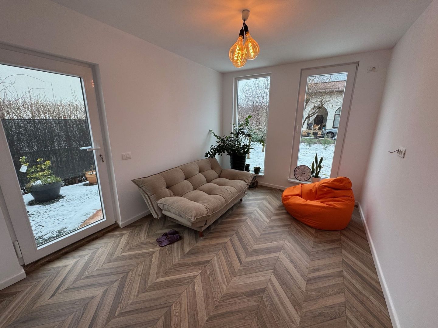 PRIMA CHIRIE, Casa pe parter, 3 camere, 70m2, 23 AUGUST - Poză 10