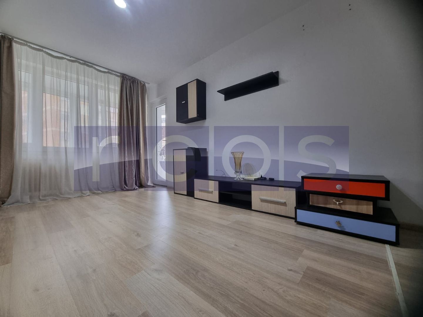 VANZARE 4 CAMERE TINERETULUI DECOMANDAT - Poză 1