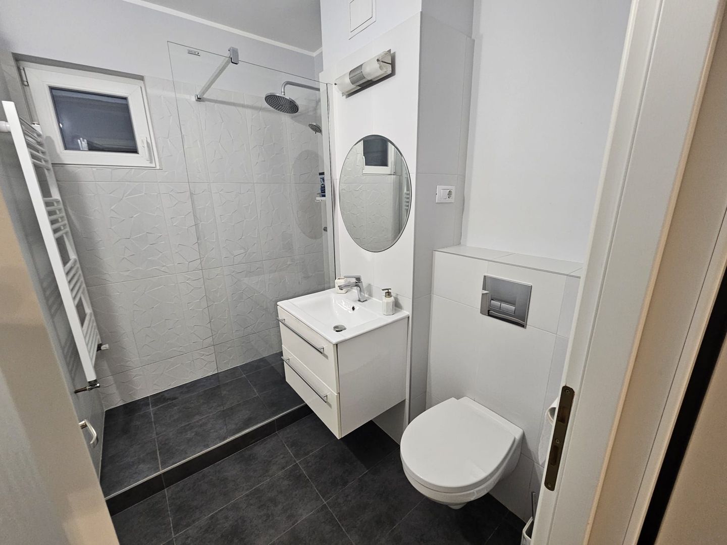 Apartament 2 camere Piata Ancora, renovat premium, mobilat complet - Poză 7