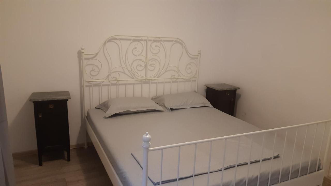 PENSIUNE 10 CAMERE DE ÎNCHIRIAT - BUCUREȘTI - Poză 20
