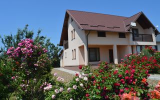 Casă/Vilă cu 5 camere Măzănăești - Poză 2