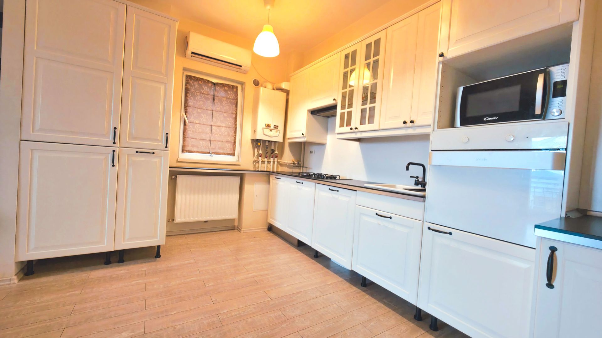 Apartament 3 Camere Spațios + Parcare Subterană + Boxă - Rezervelor 93 - Poză 9