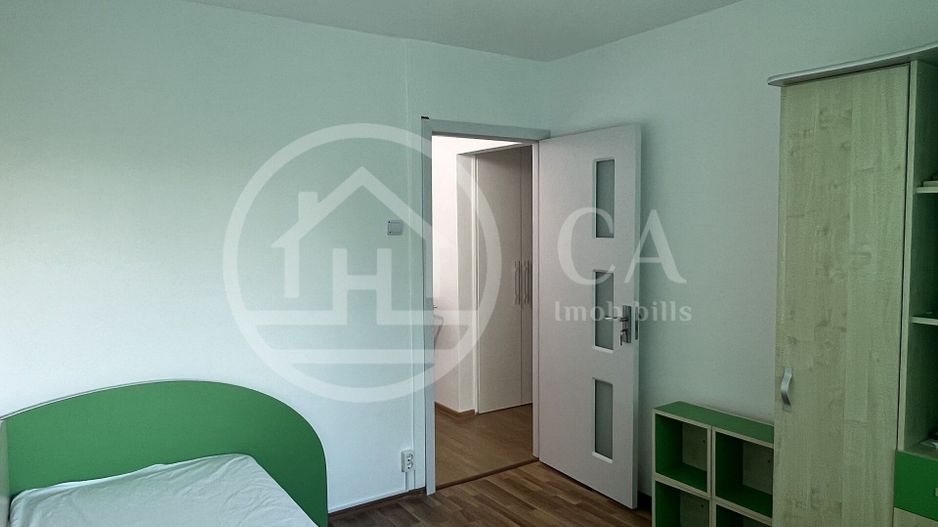 Apartament cu 3 camere de vanzare Decebal Oradea - Poză 5