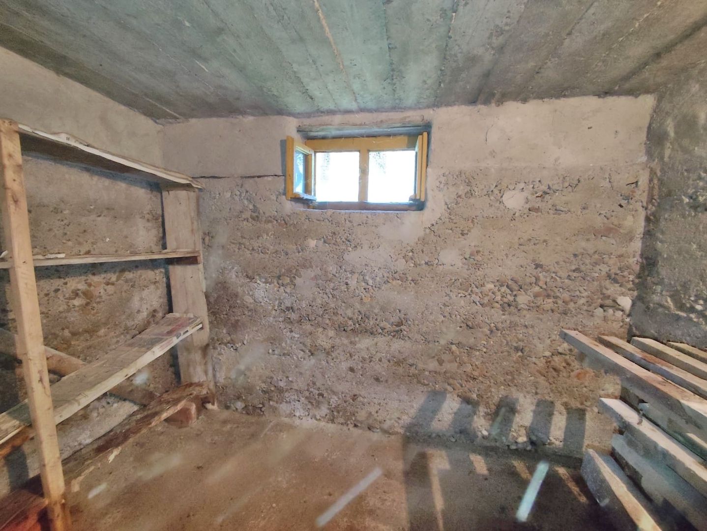 Casa la tara, gaz, acces auto, teren 4122 mp – Petid, Bihor – VANZARE - Poză 11